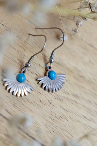 Drop frayed earrings with turquoise stone (Silver)