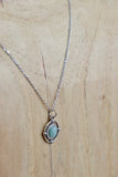 Pendant necklace with green stone (Silver)