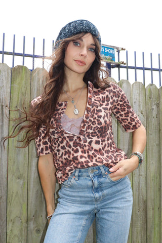 Leopard print tee