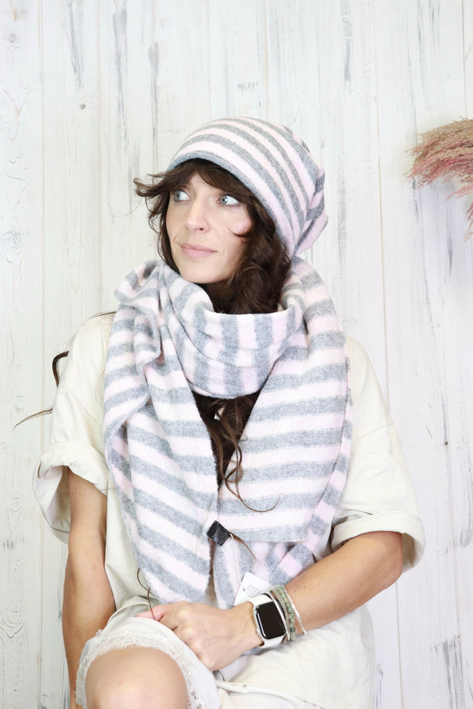 Stripe knit scarf (Pink and grey)