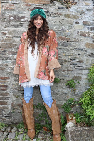 Faux fur trim patterned kimono