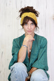 Velvet pearl headband (Mustard)