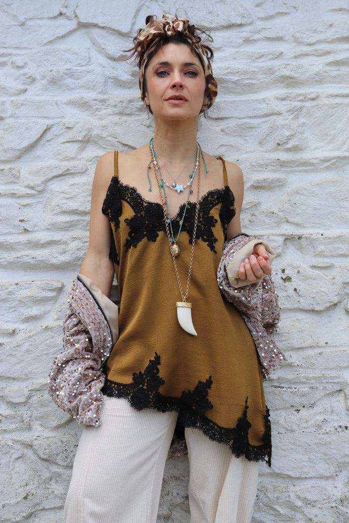 Asymmetrical lace trim cami (Olive)
