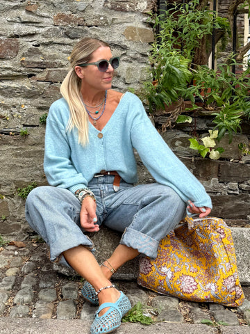 Soft knit cardigan (Baby blue)