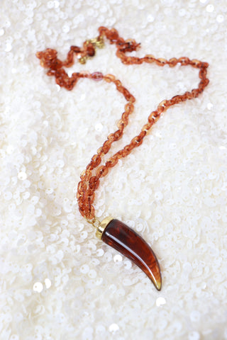 Tortoise shell horn necklace (Gold)