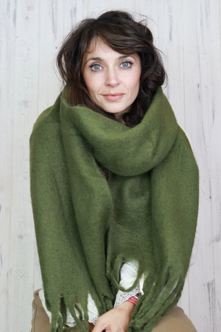 Soft tassel scarf (Olive)
