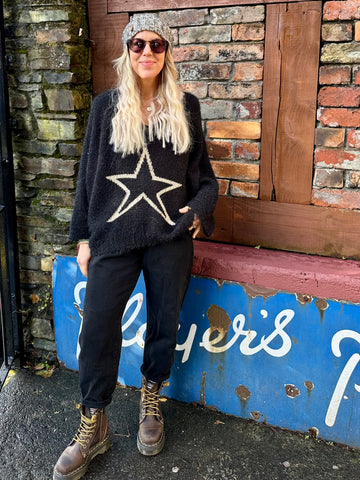 Black star knit jumper