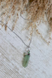 Crystal pendent necklace (Jade)