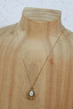 Mother of pearl Tear drop pendant necklace